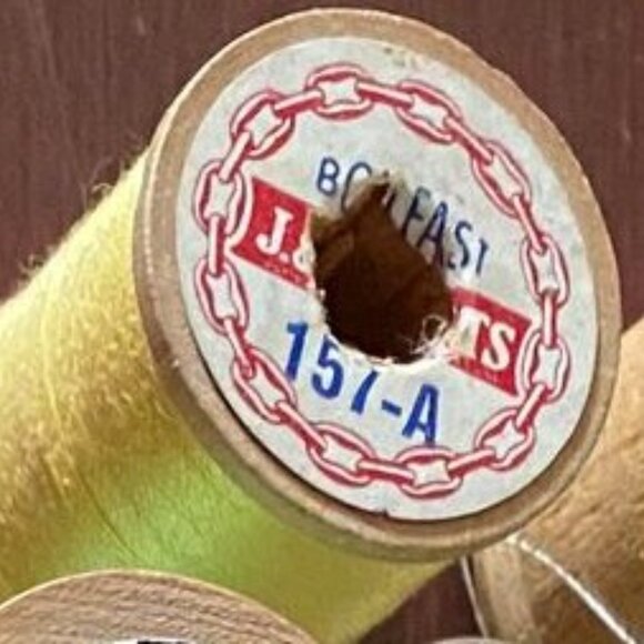 24 Antique Wooden Spools - Picture 4 of 5